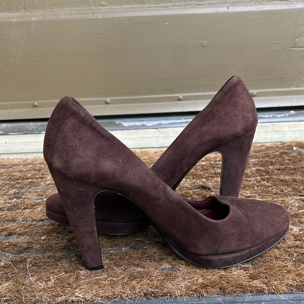 Prada Chocolate Brown Suede Pumps Sz 38 Italian Luxury Heels - Picture 5 of 12